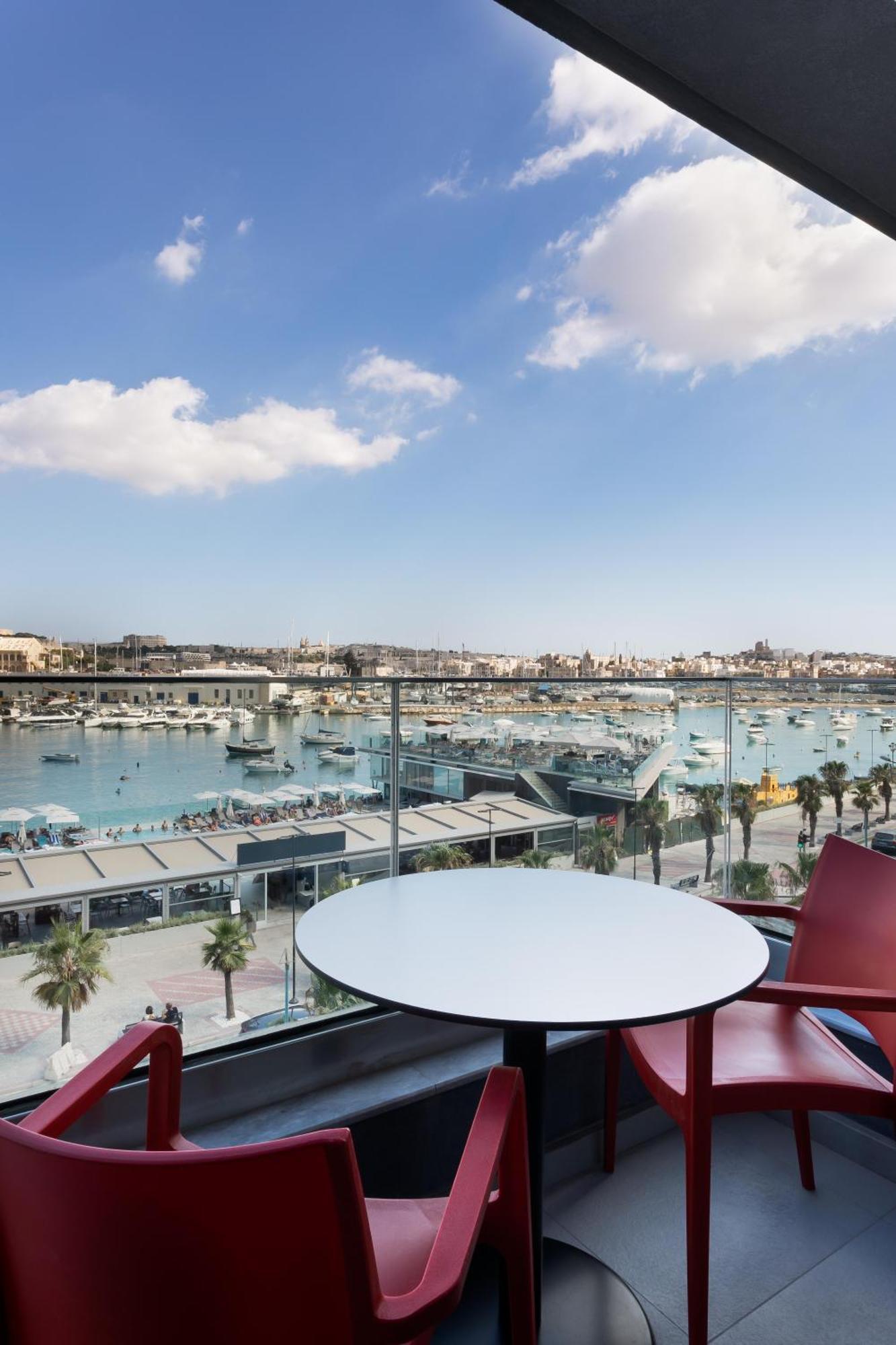 Verdi Gzira Promenade Hotel Exterior photo